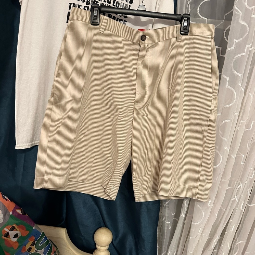 Izod Sport Men’s Casual Tan and  Beige Pinstriped Shorts